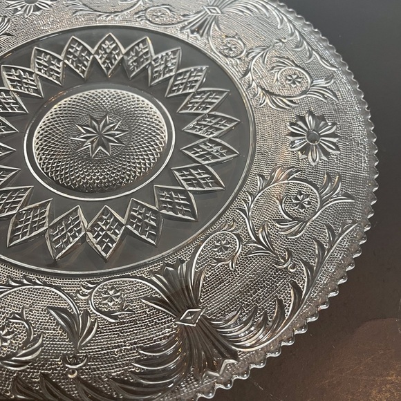 Elegant Clear Glass Duncan Miller “Sandwich” Pattern Service Plate - Picture 5 of 9